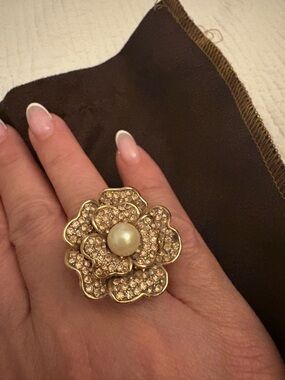 Carolee Gold Floral cocktail Ring with Faux Pearl & Rhinestone Pavé
